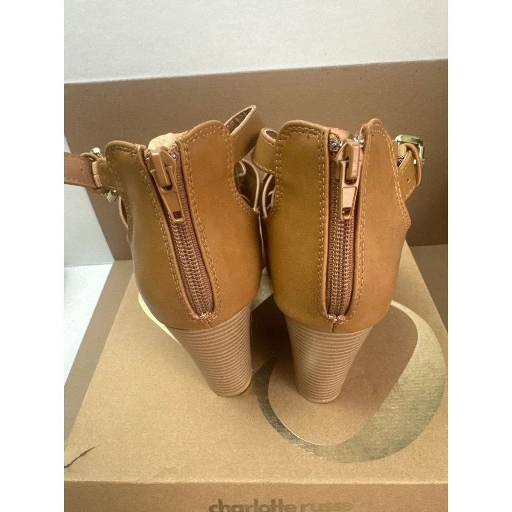 Charlotte Russe Womens 8 Tan Strappy Block Heels Barnes-209A